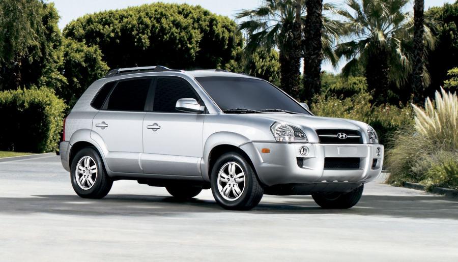  Hyundai Tucson 2004 года  (фото 11 из 74)